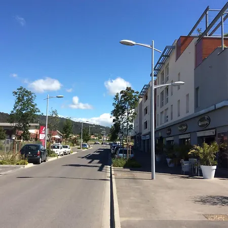 Grand Face Lycée International Et Hôpital, Cadarache-iter
